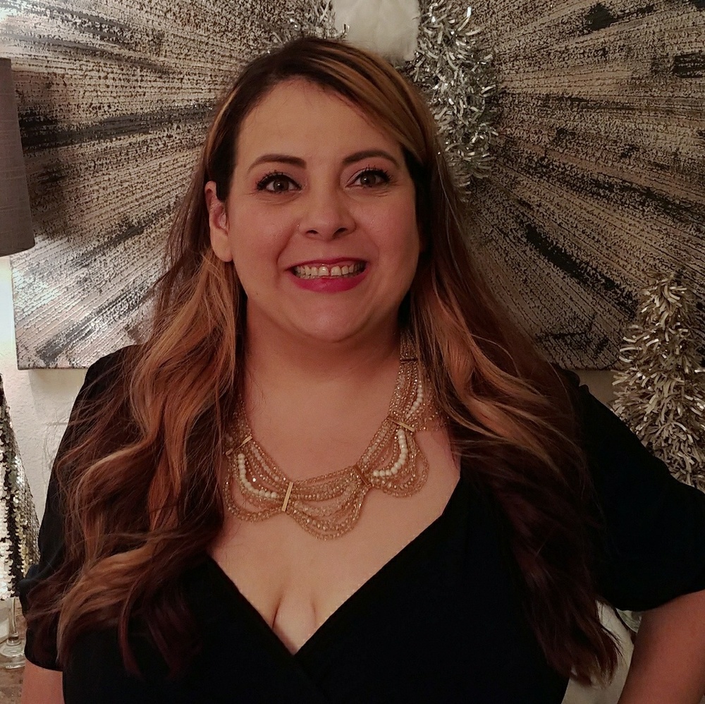 Meet your Posher, Maricela